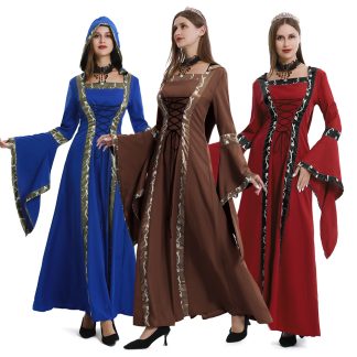 Robe médiévale à capuche et manches évasées