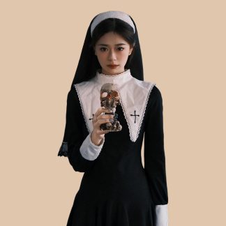 Robe de nonne gothique pour femme