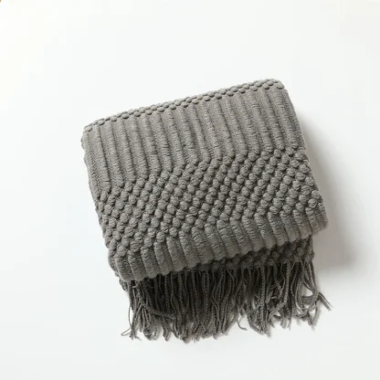 Plaid tricoté à pompons — image 8