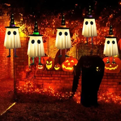 Fantômes et chapeaux de sorcière lumineux à suspendre — image 5