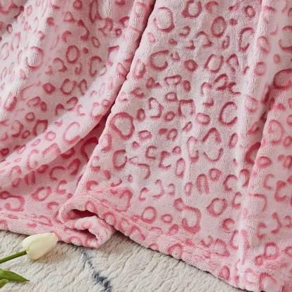 Plaid polaire léopard rose, 150 x 200 cm — image 2