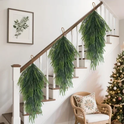 Décorations de porte en aiguilles de pin – lot de 4 — image 4