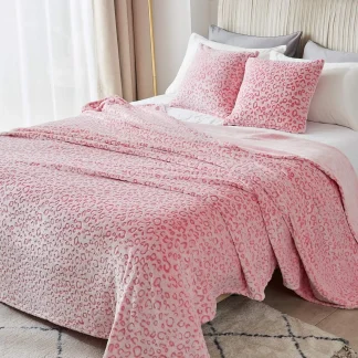 Plaid polaire léopard rose, 150 x 200 cm