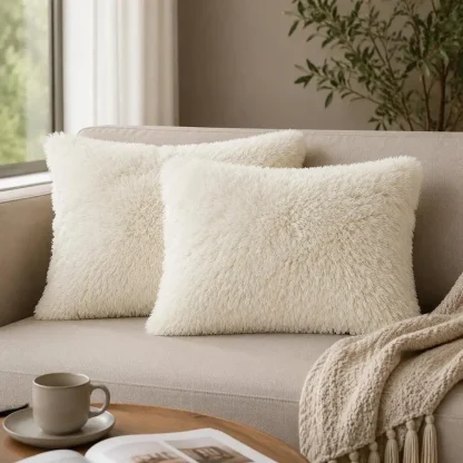 Lot de 2 housses de coussin en polaire avec garnissage, blanc — image 2