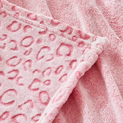 Plaid polaire léopard rose, 150 x 200 cm — image 4